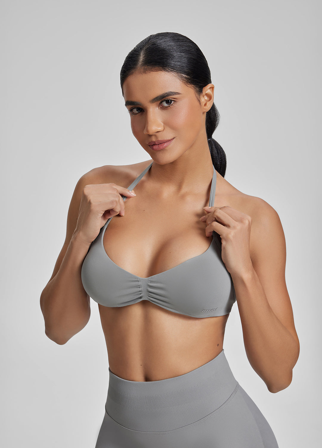 Soutien-gorge dos nu à licou avec bretelles en maille sergée fonctionnelle