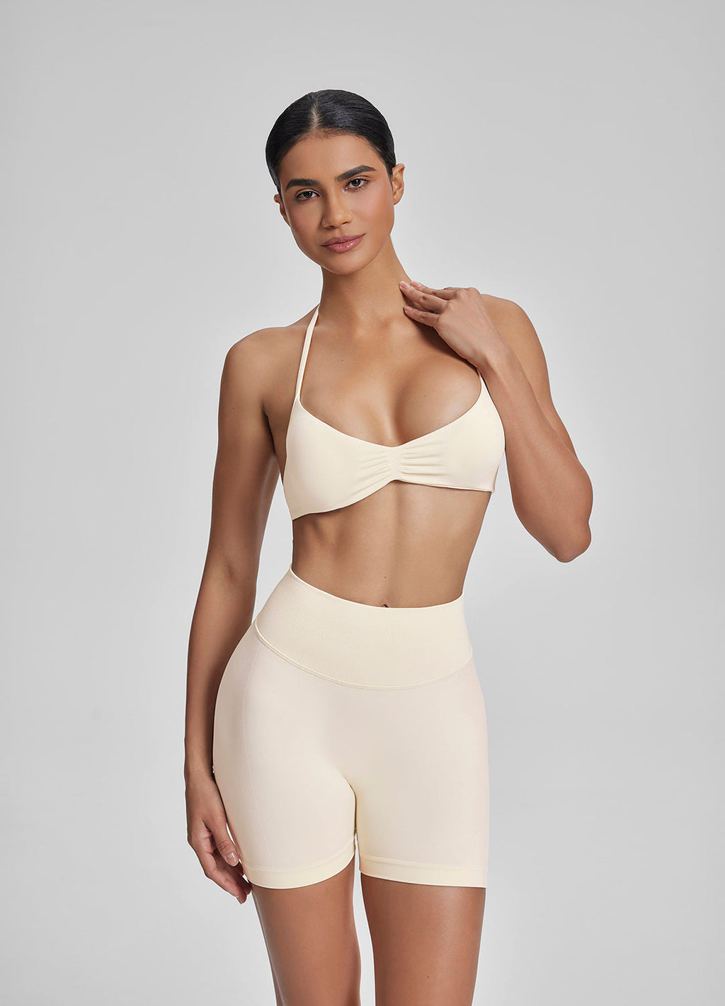 Shorts d'entraînement gainants taille haute effet push-up et ventre plat 4.5