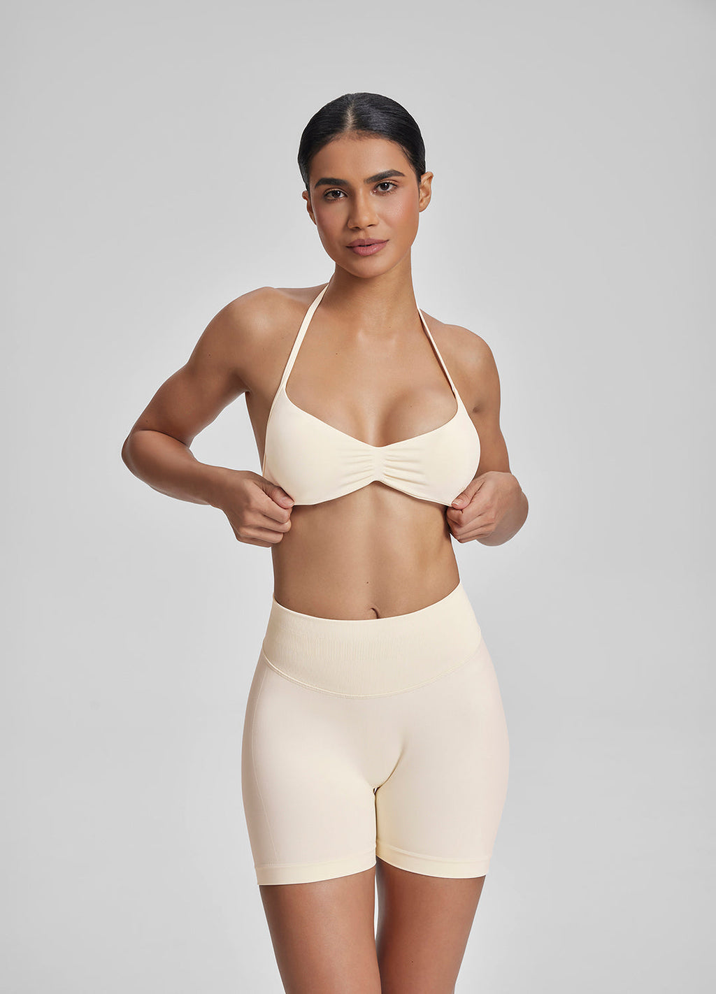 Soutien-gorge dos nu en tricot sergé fonctionnel à fines bretelles et col montant