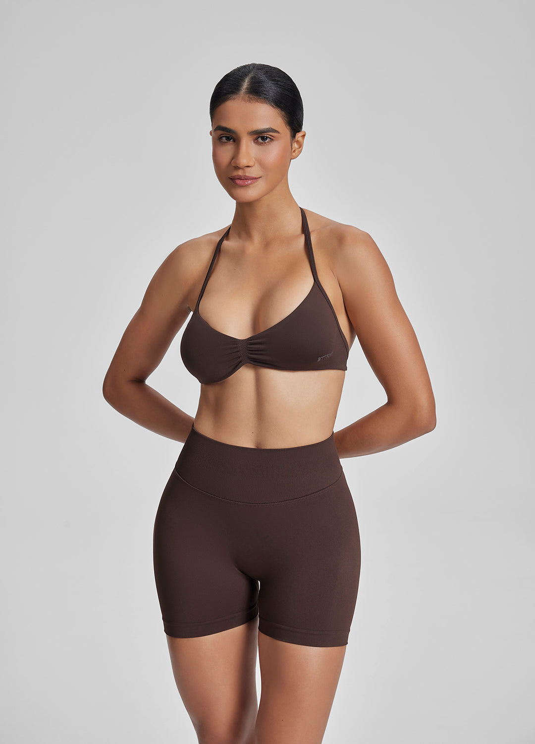 Shorts d'entraînement gainants taille haute effet push-up ventre plat 4.5
