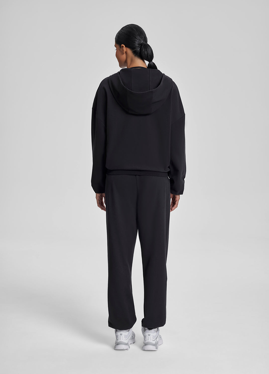 Sweat à capuche doux et ample avec poches kangourou et fermeture éclair intégrale