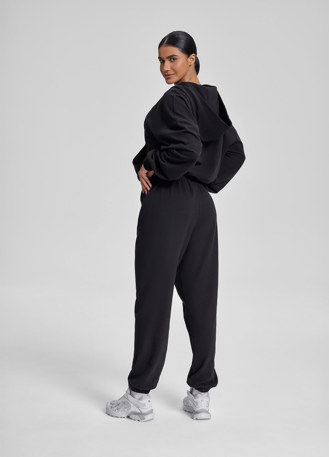 Jogging ample, confortable et extensible à la taille