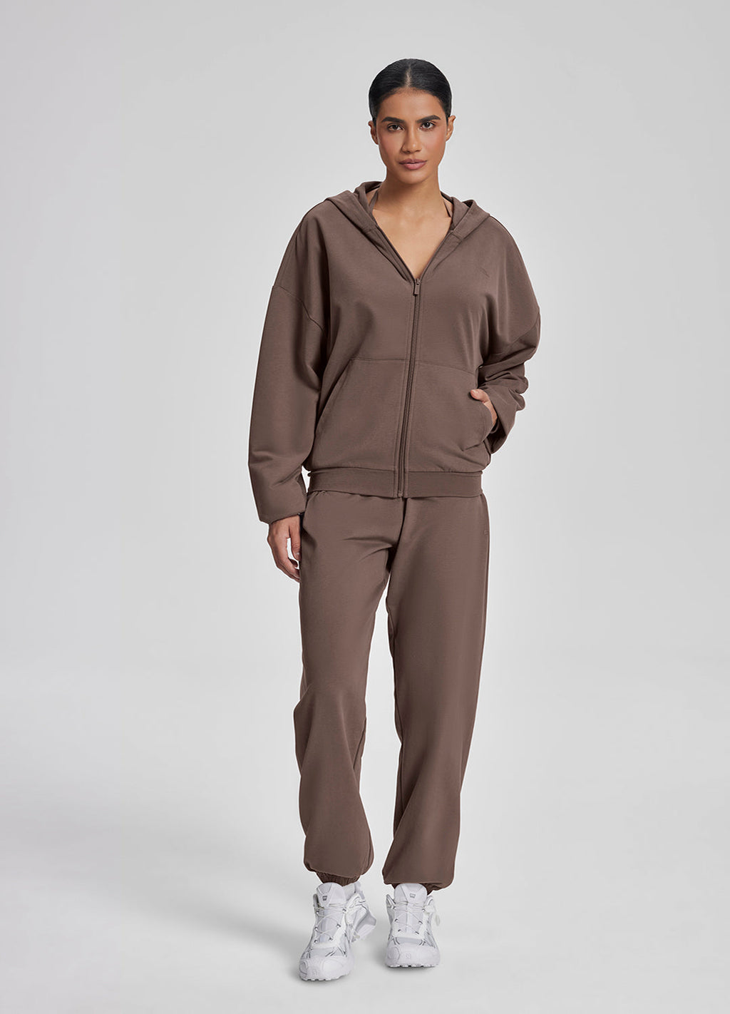 Sweat à capuche doux et ample avec poches kangourou et fermeture éclair intégrale