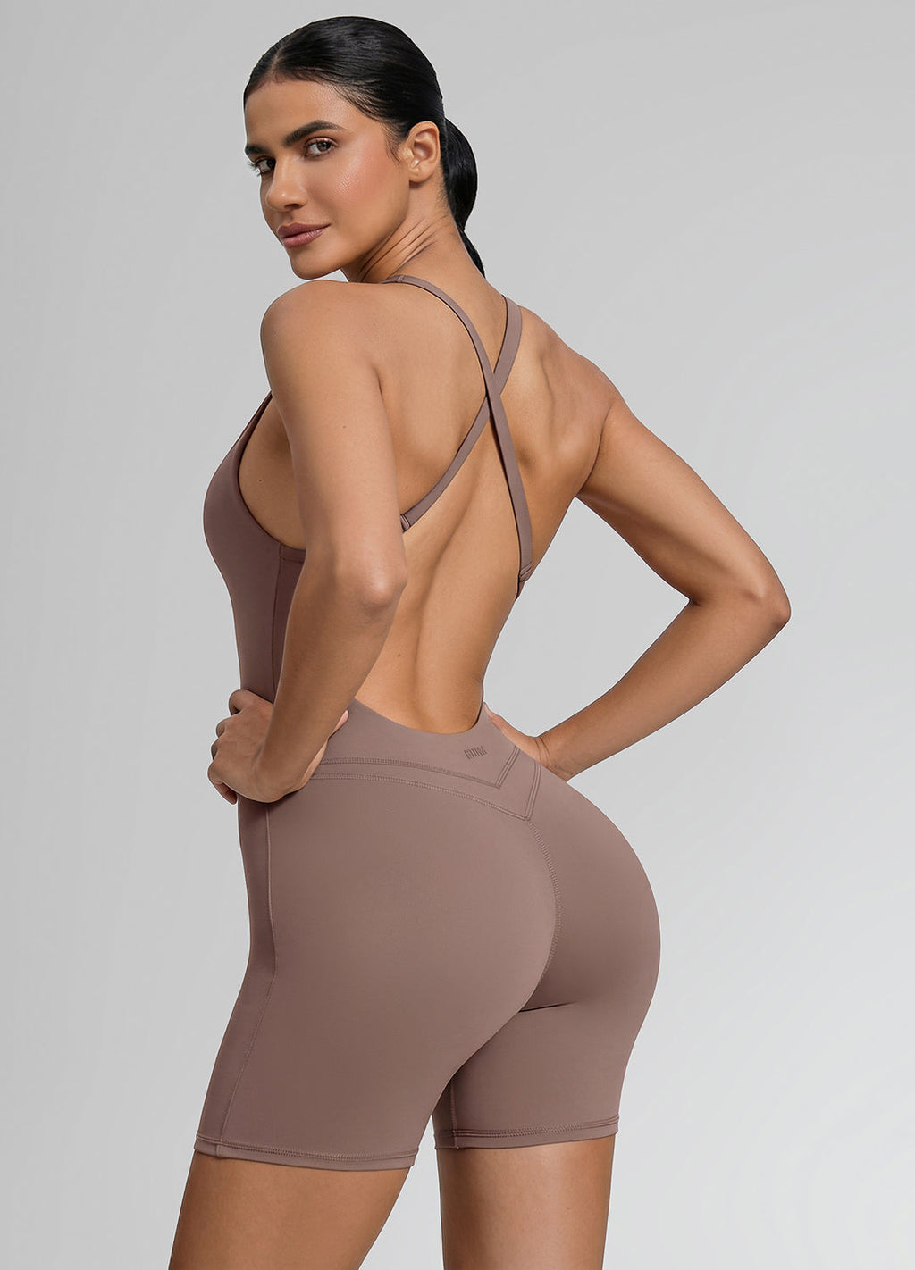 Short moulant avec soutien-gorge intégré croisé dans le dos, anti-transpiration