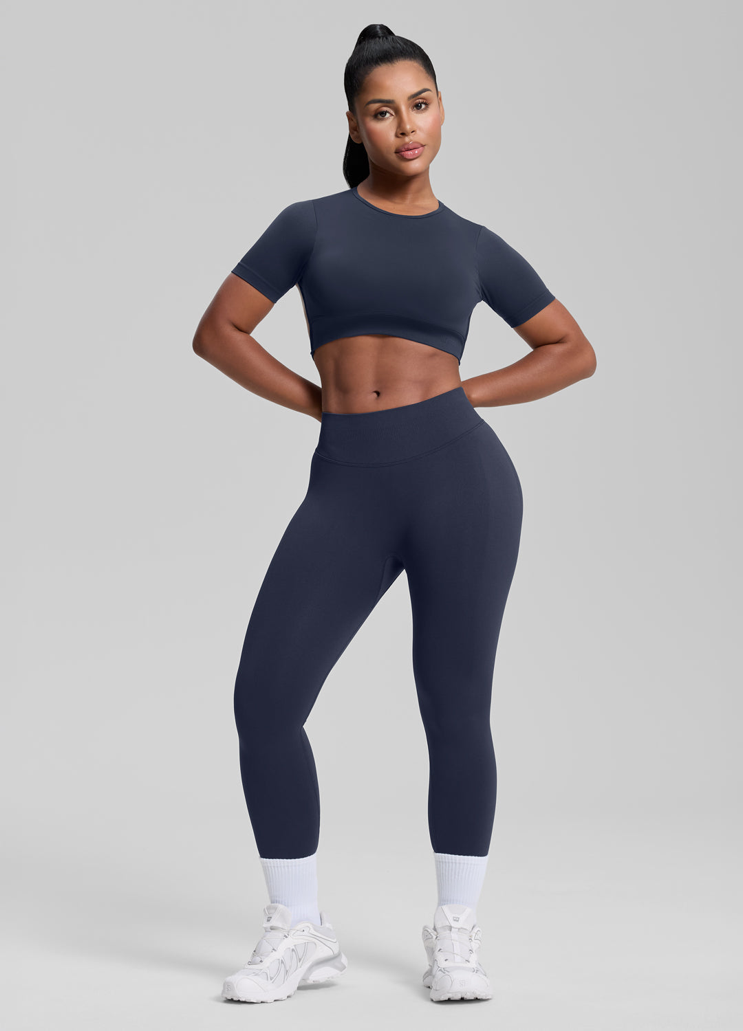 Legging de sport taille haute gainant contrôle ventre effet push-up fessier