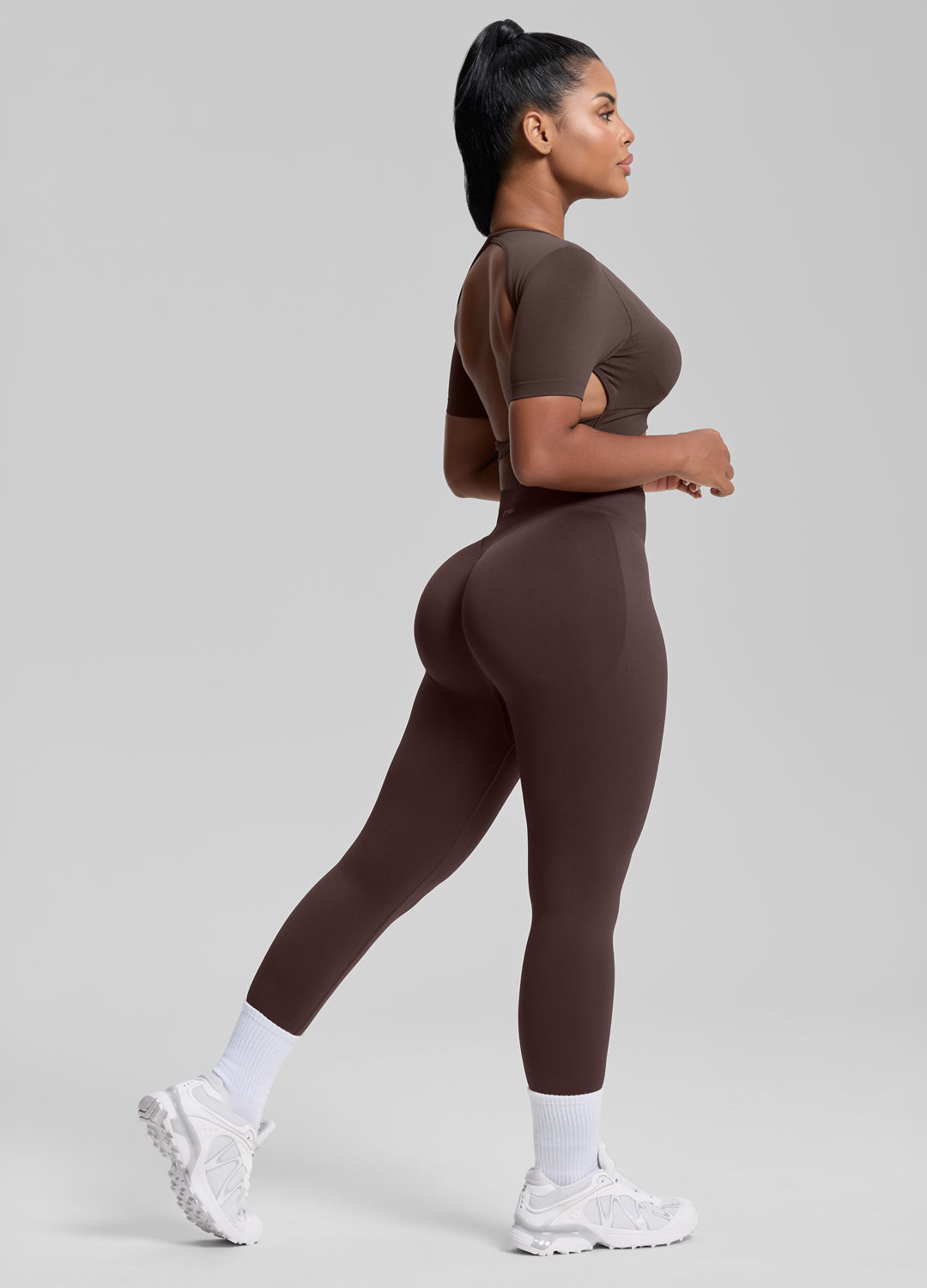 Legging d'entraînement galbant taille haute, gainant et rehausseur de fessier