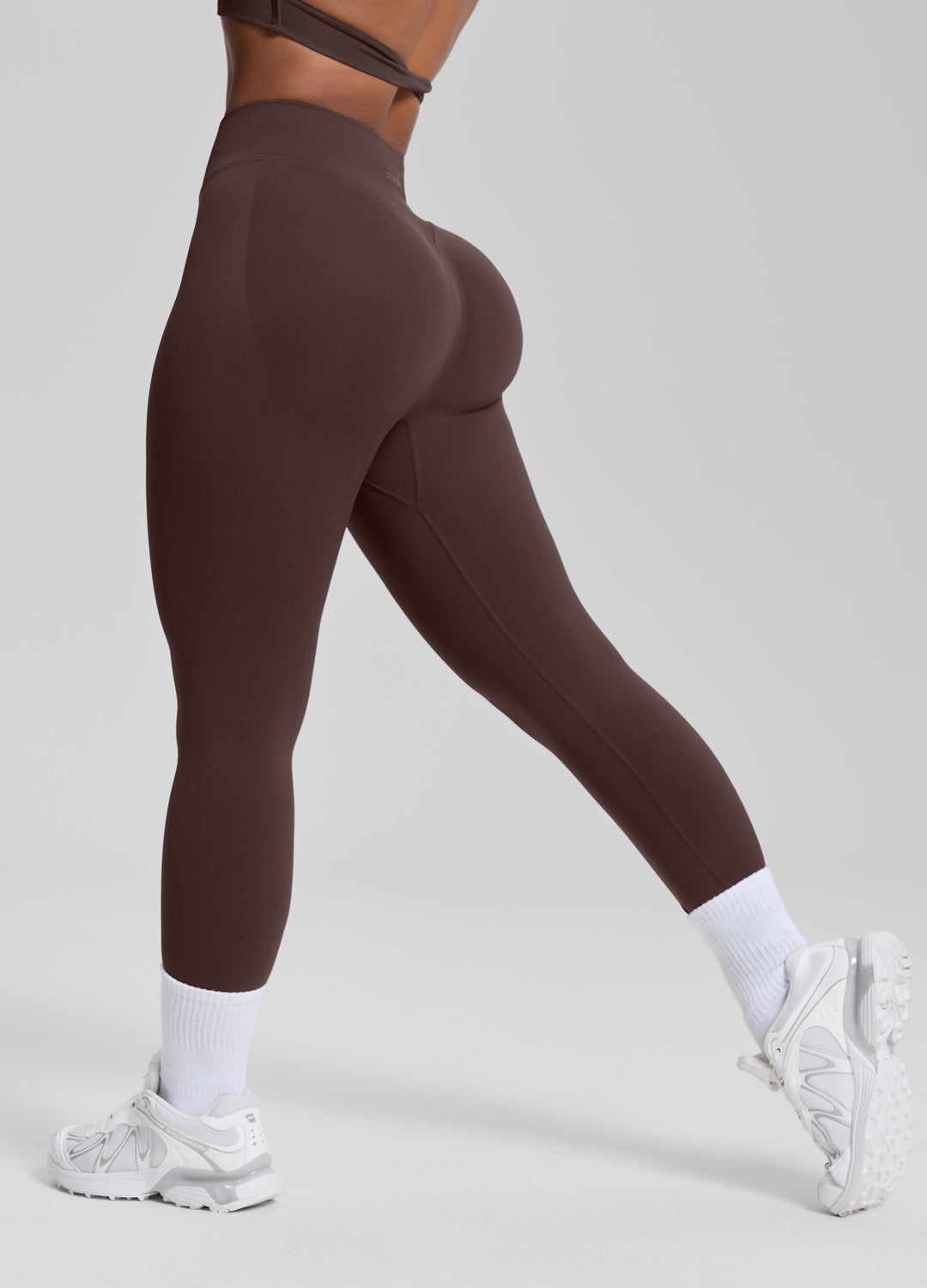 Legging d'entraînement galbant taille haute, gainant et rehausseur de fessier