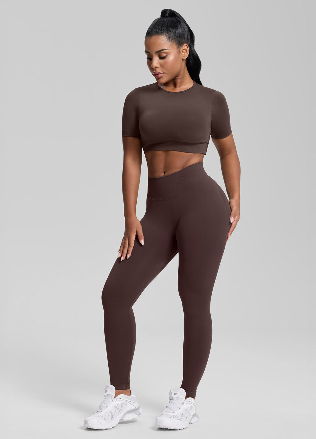 Legging d'entraînement galbant taille haute, gainant et rehausseur de fessier