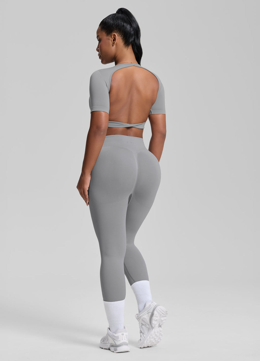 Legging de sport taille haute, gainant et rehausseur de fesses