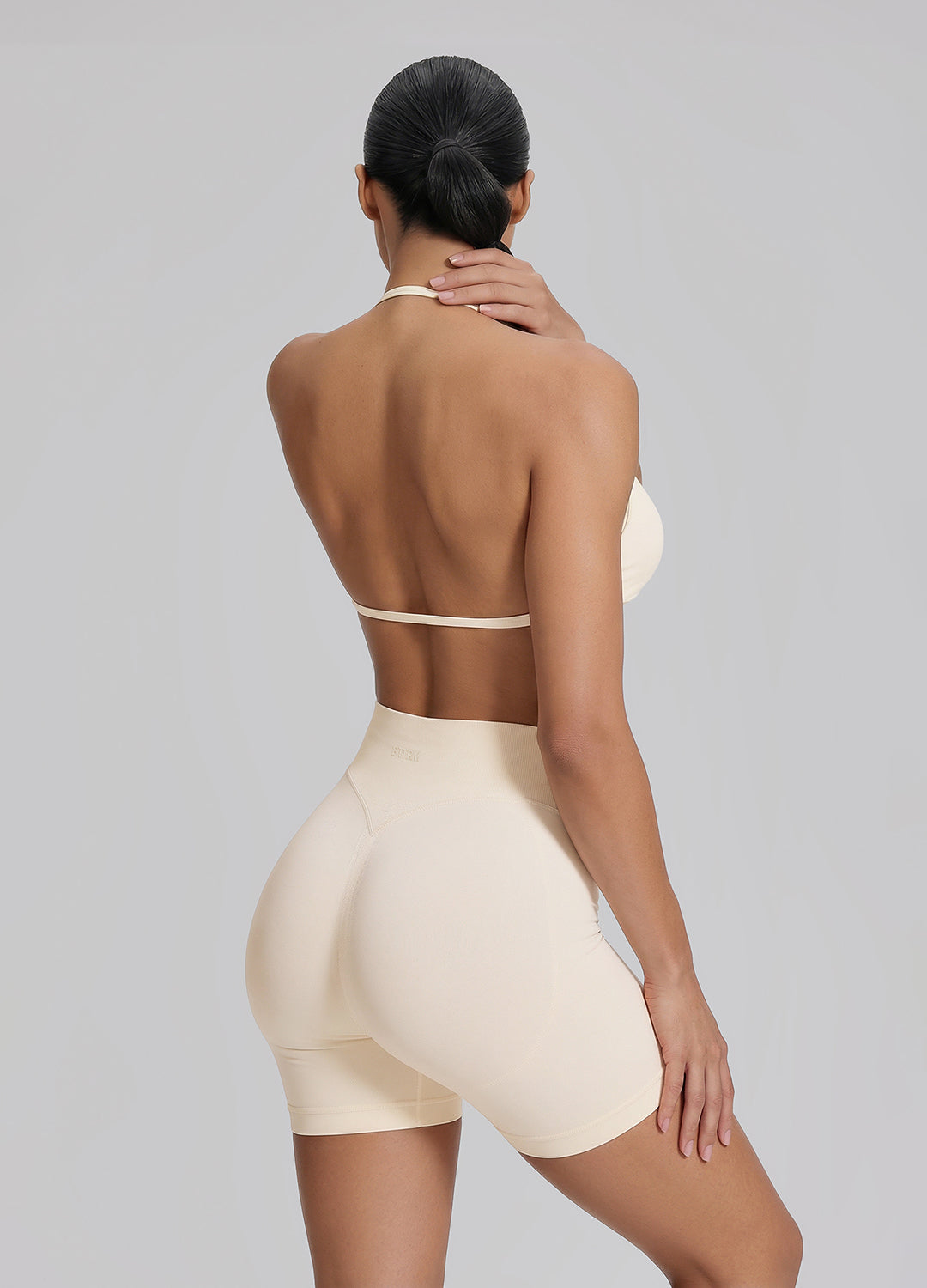Soutien-gorge dos nu en tricot sergé fonctionnel à fines bretelles et col montant